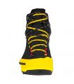 Compra online Botas La Sportiva Aequilibrium ST GTX Hombre Black Yellow en oferta al mejor precio