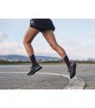 Compra online Calcetines Compressport Pro Racing Socks v4.0 Run Hight Black Red en oferta al mejor precio