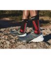Compra online Calcetines Compressport Pro Racing Socks v4.0 Trail Black Red en oferta al mejor precio