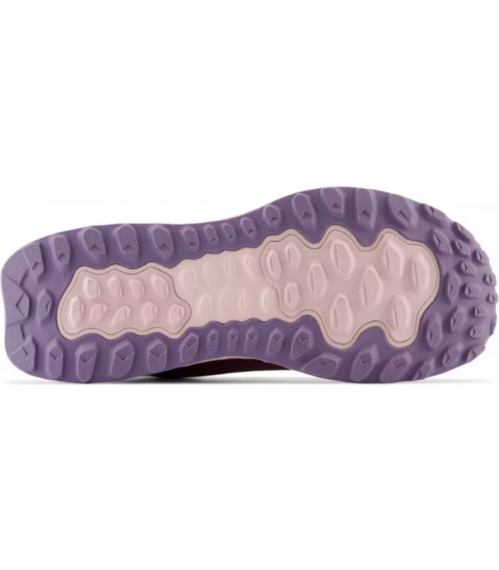 Compra online Zapatillas New Balance Fresh Foam Garoé Mujer Burgundy en oferta al mejor precio