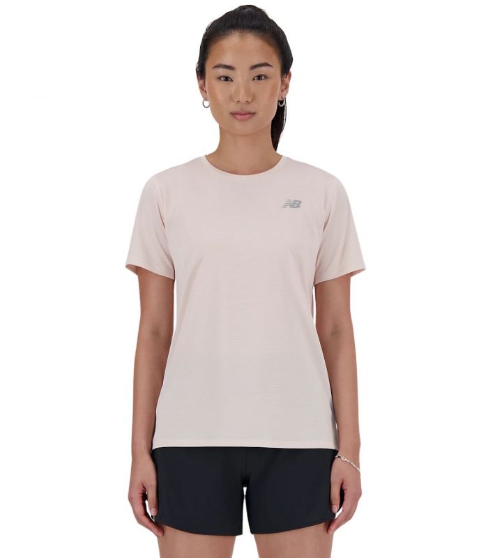 Compra online Camiseta New Balance Sport Essentials Mujer Quartz Pink en oferta al mejor precio